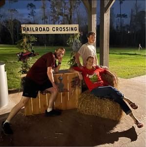 Meet your Posher, Christina